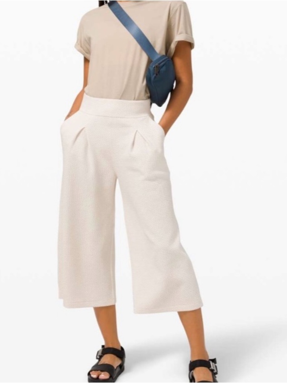 Lululemon Feel The Pleat crop athletic wear pants - Picture 2 of 8
